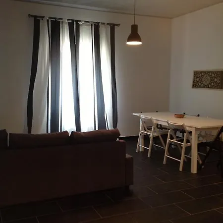 Casa Vacanze Appartamento Bosa